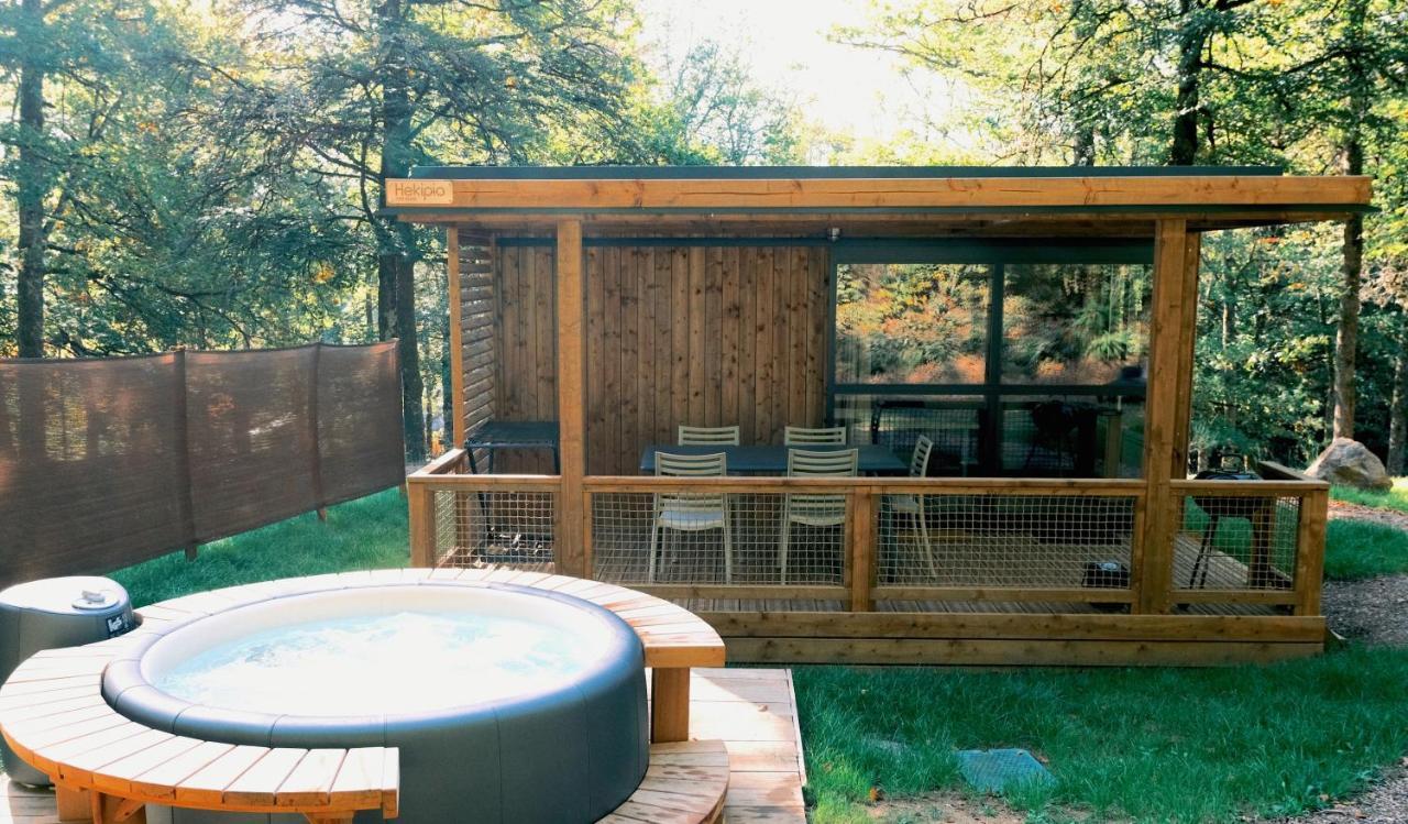 Lodge Avec Spa Privatif - Foret Et Lac Liginiac Exterior photo