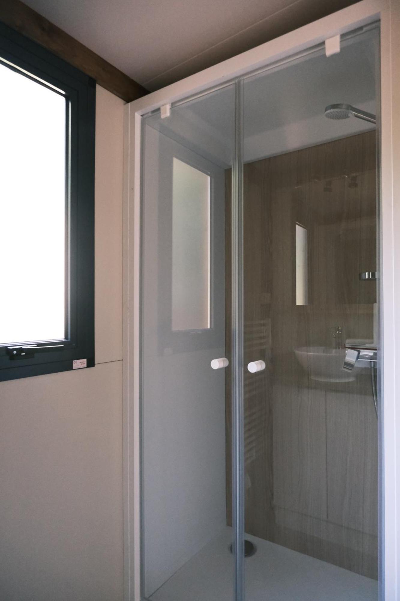 Lodge Avec Spa Privatif - Foret Et Lac Liginiac Exterior photo